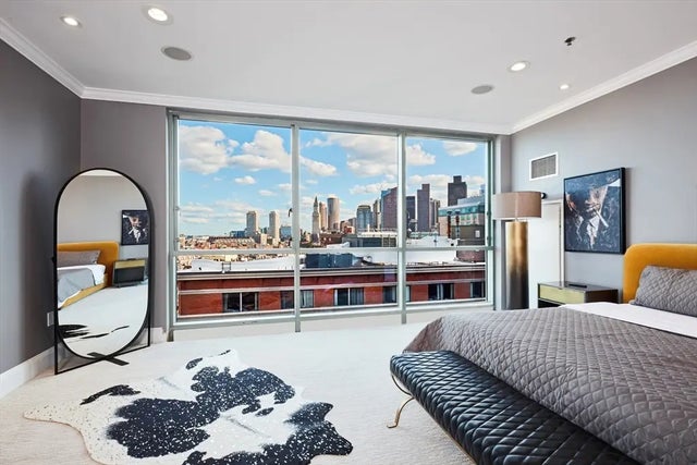 234 Causeway St #913/813, Boston