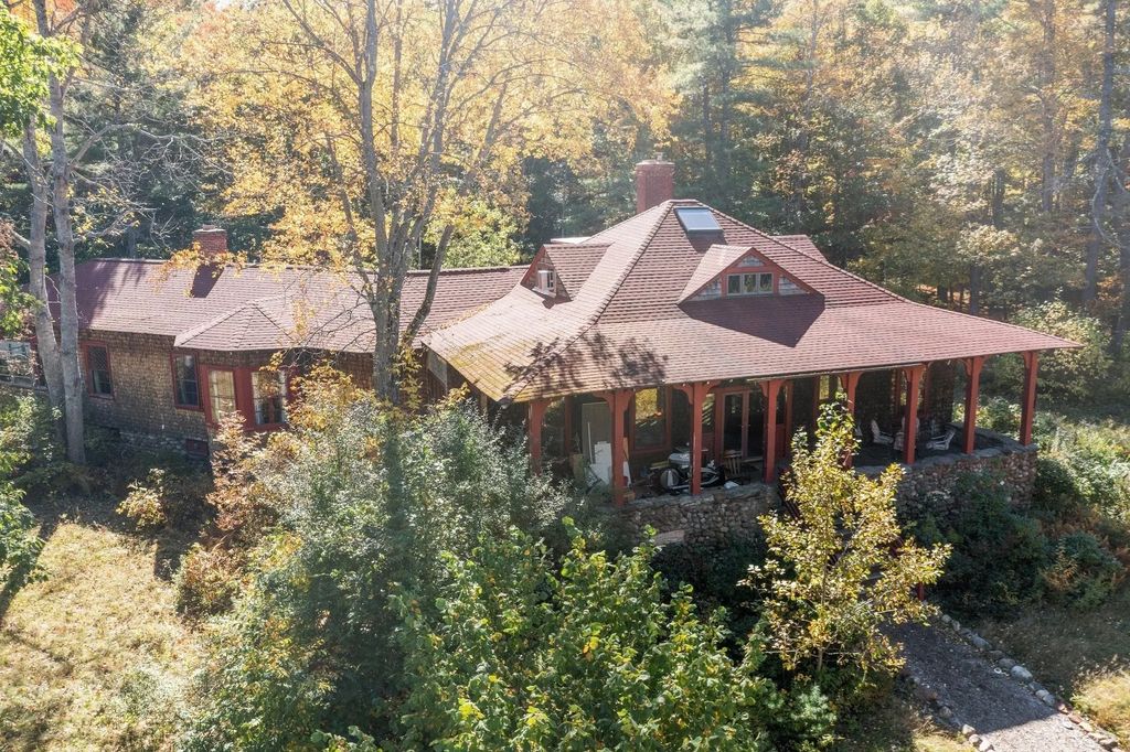 25 Fairbank Street, Winchendon