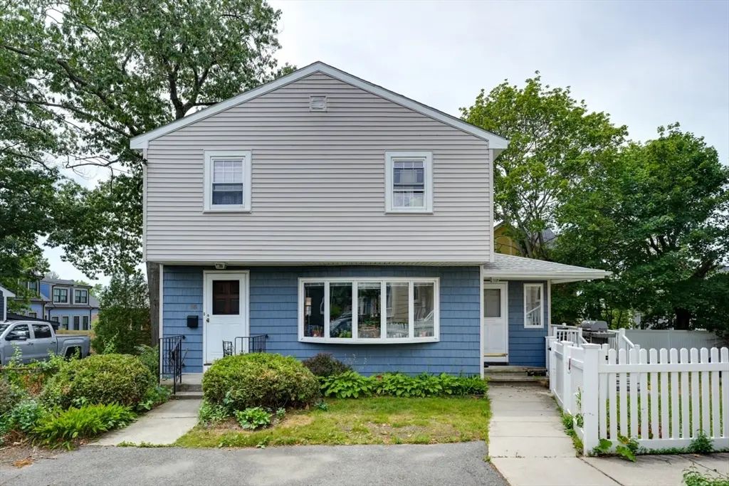 16 Summit Ave, Somerville