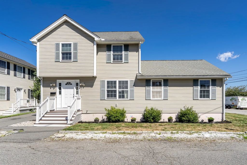 5 Wright Street #b, Lowell