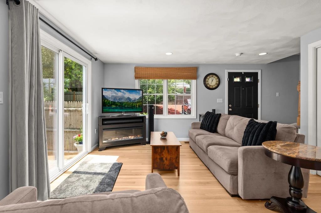 3 Elginwood Road #a, Peabody