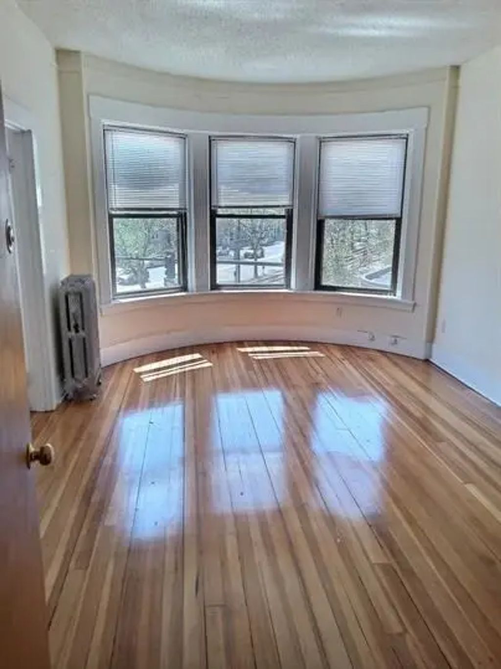 1390 Beacon #7, Brookline