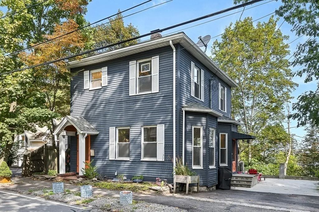 103 Newtonville Avenue, Newton