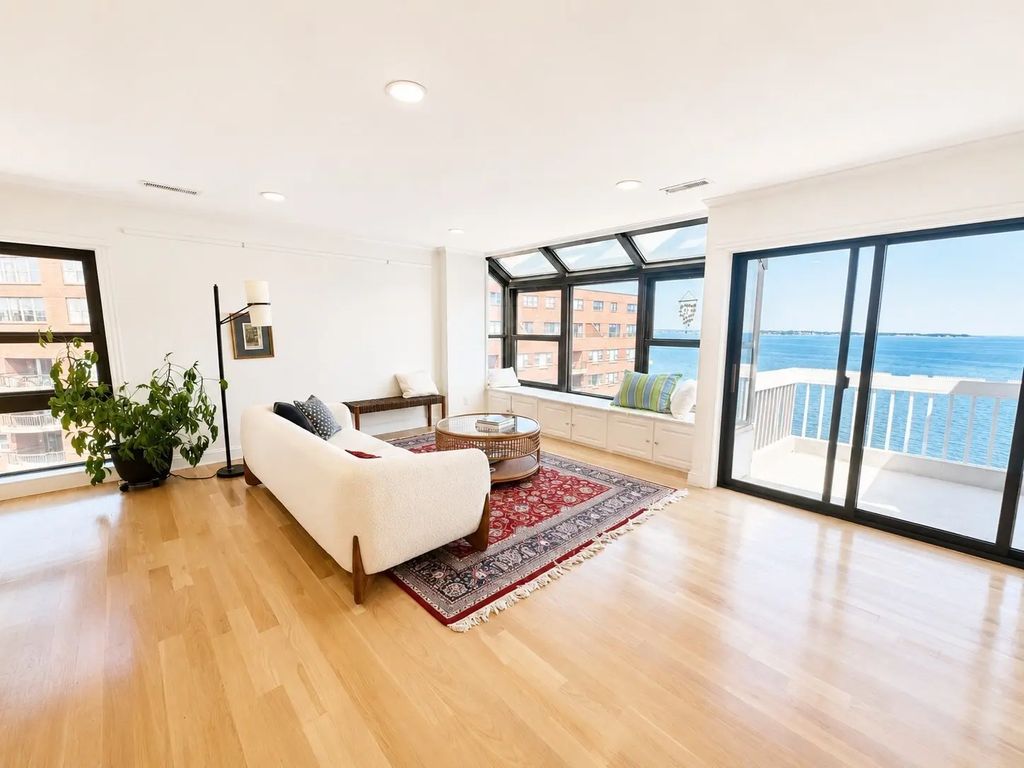 1 Seal Harbor #916, Winthrop