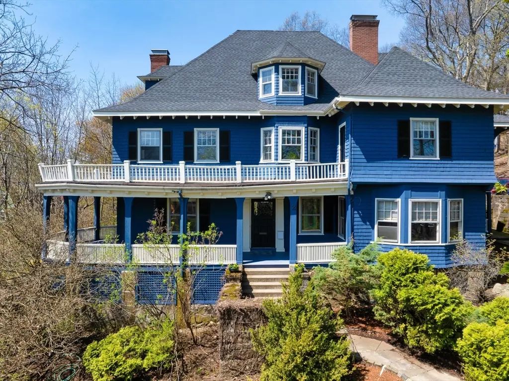2 Mason Terrace, Brookline