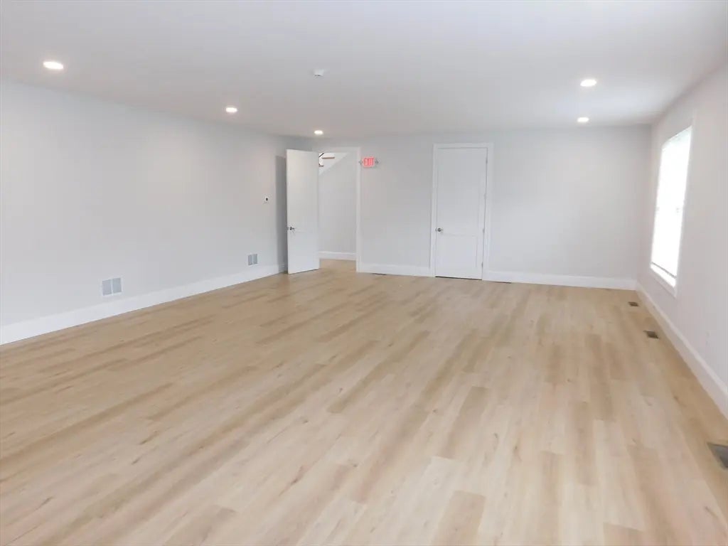 25 Lake Street #3, Seekonk