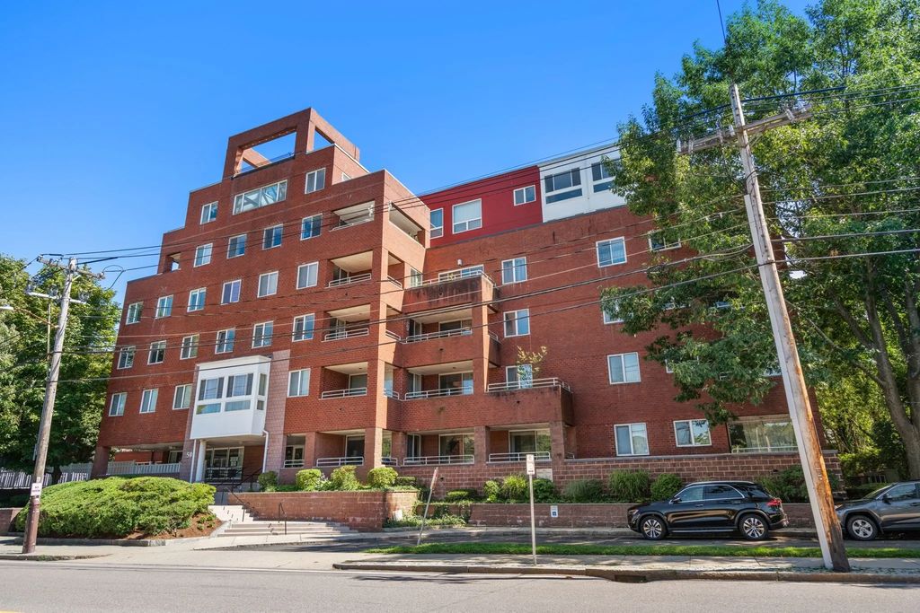 50 Watertown Street #402, Watertown