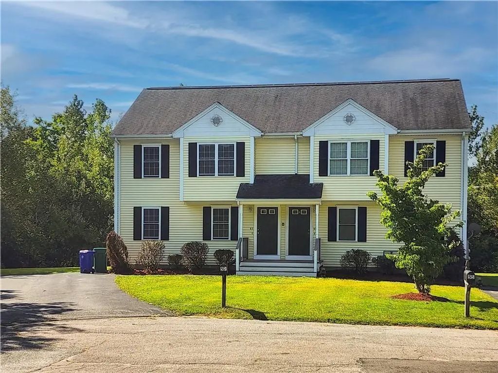 57 Fuller Av #1, Attleboro