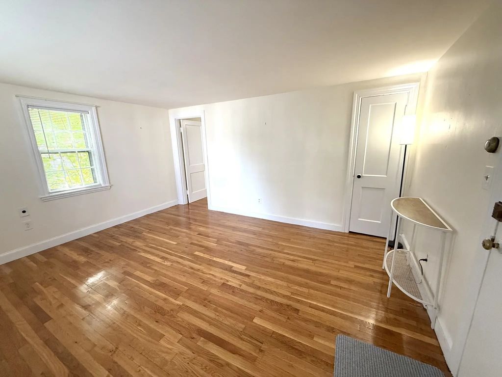 96 Greenleaf #1, Quincy
