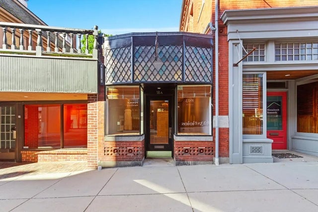 18 Pleasant St, Gloucester