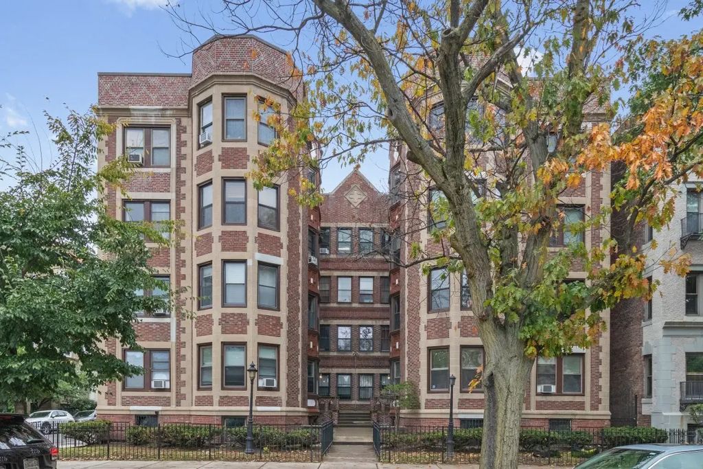 1267 Commonwealth Ave #7, Boston