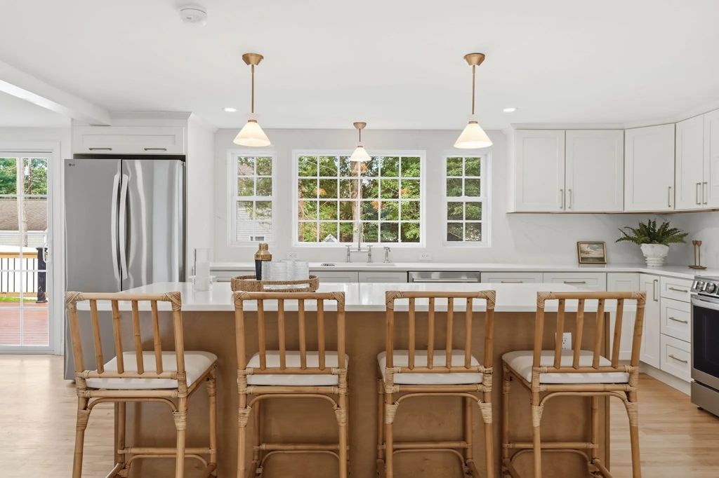 30 Deerfield Rd, Barnstable