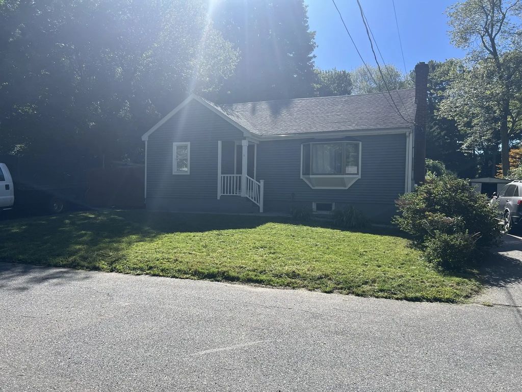 3 Macintosh Ln, Ashland