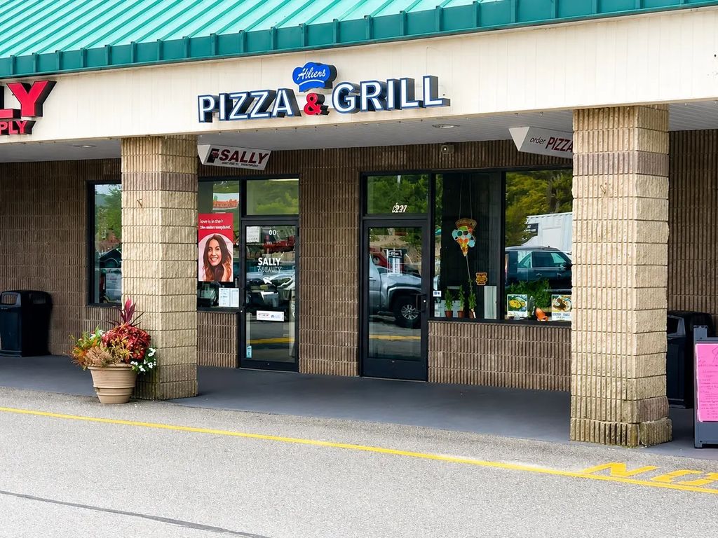 642 Middle St, Weymouth