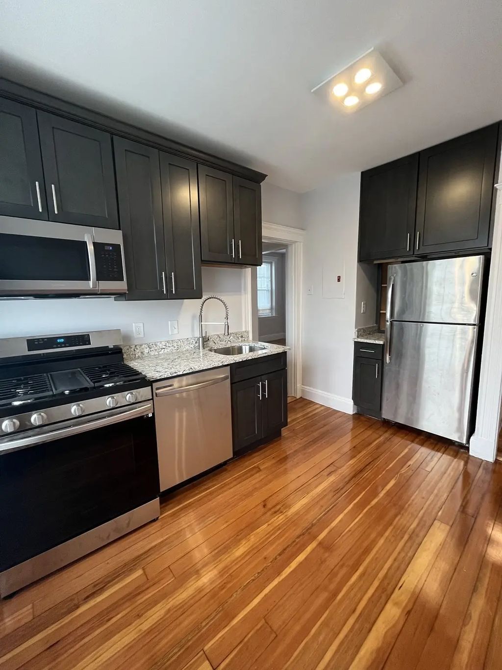 343 S Huntington Ave #12, Boston
