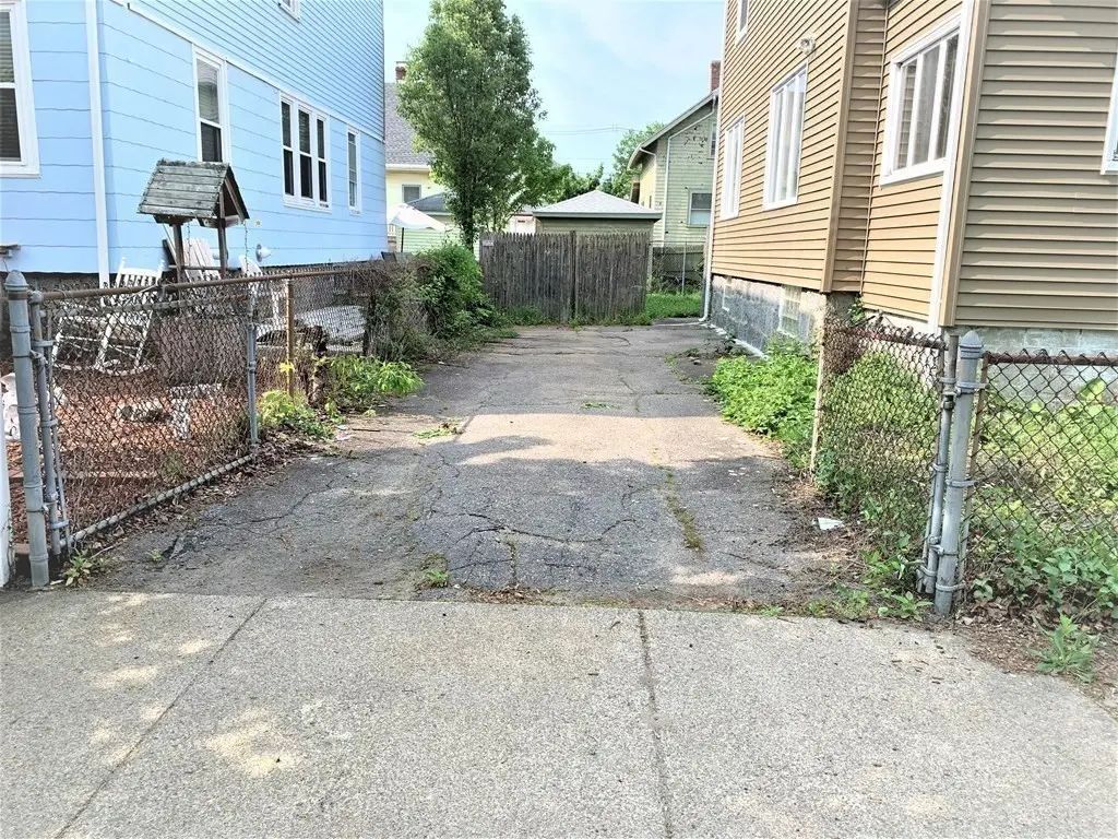 49 Thornton St, Quincy