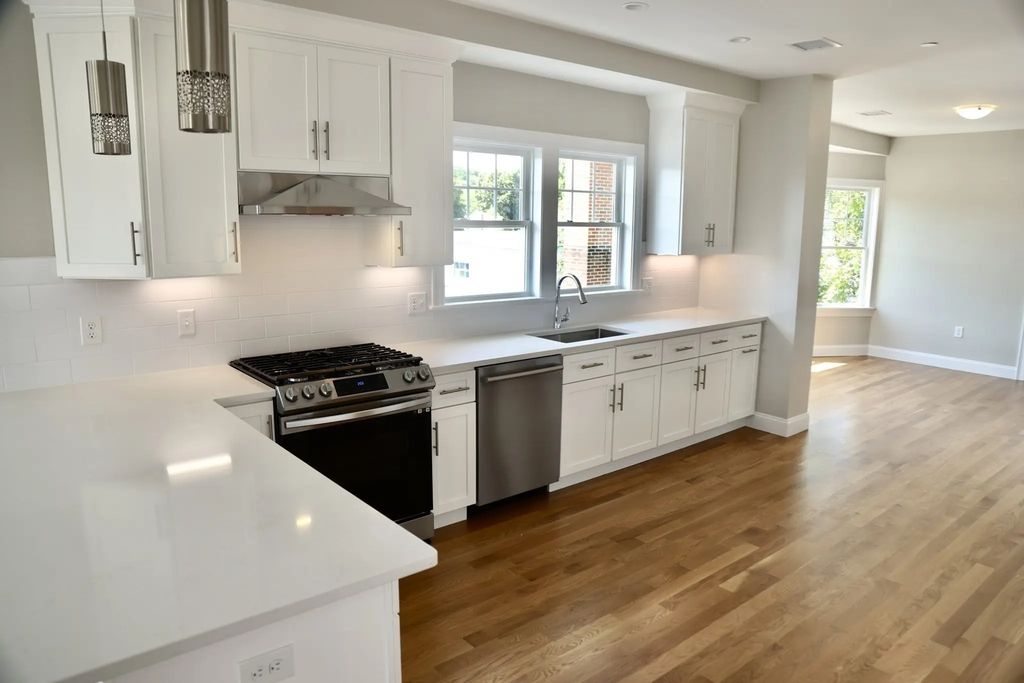 35 Chestnut St #2, Wakefield
