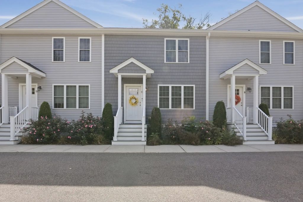 401 West St #c, East Bridgewater