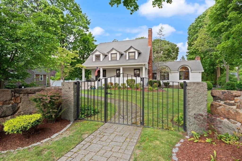 161 Cedar Street, Braintree