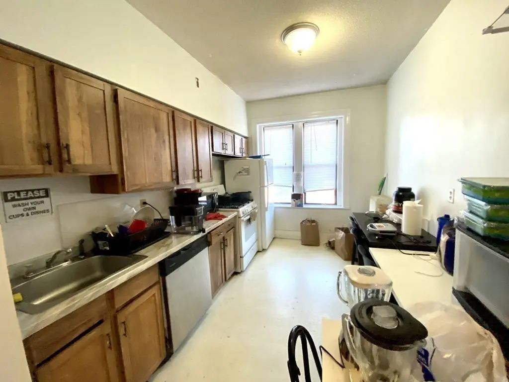 18 Glenville Ave #3, Boston