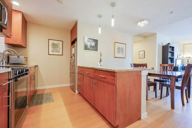 16 Miner #501, Boston