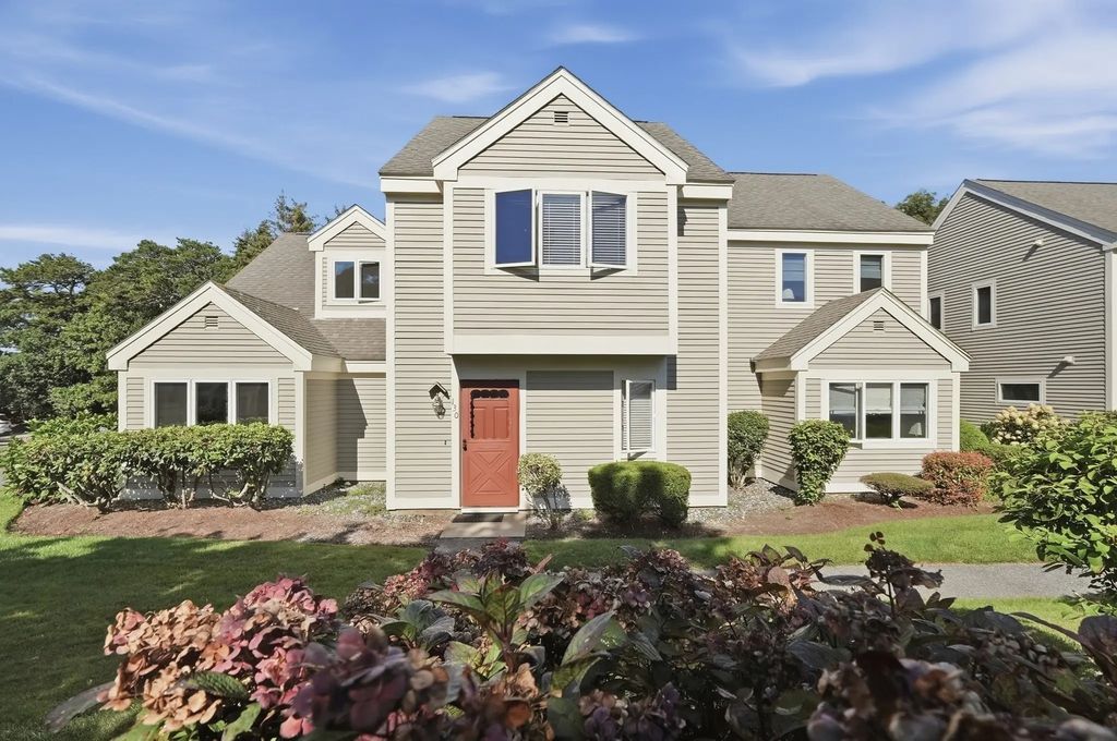 130 Howland Circle #130, Brewster