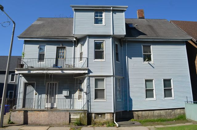 2-4 Howard Pl, Boston