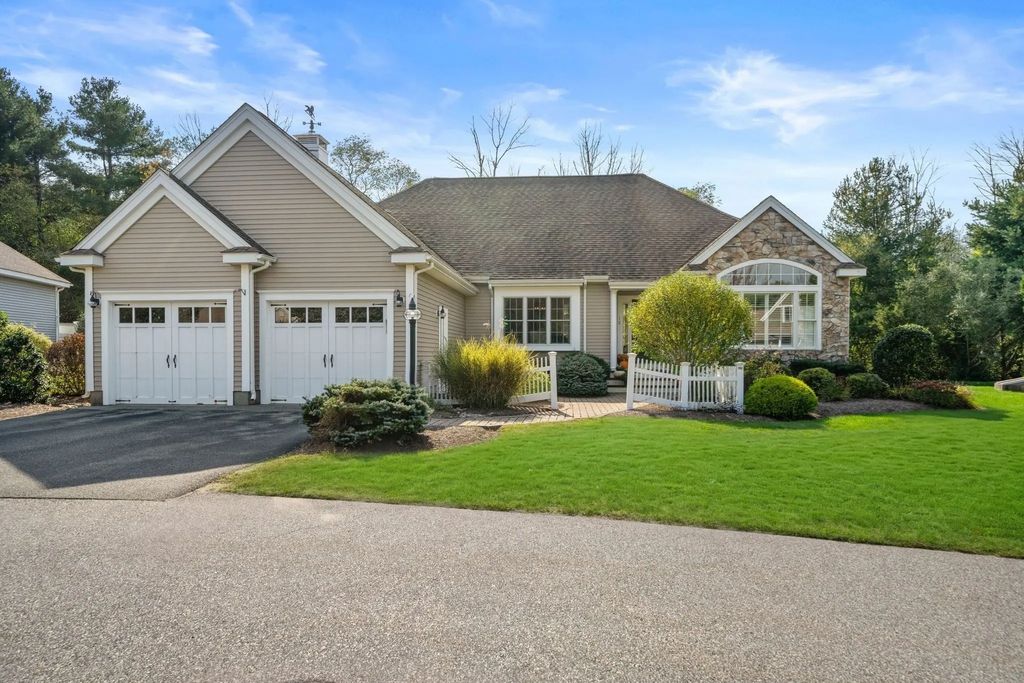 12 Silver Brook Lane #12, Norwell