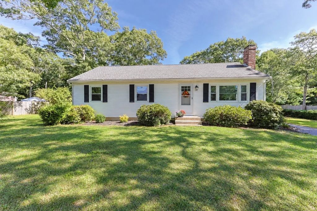124 Starlight Drive, Barnstable