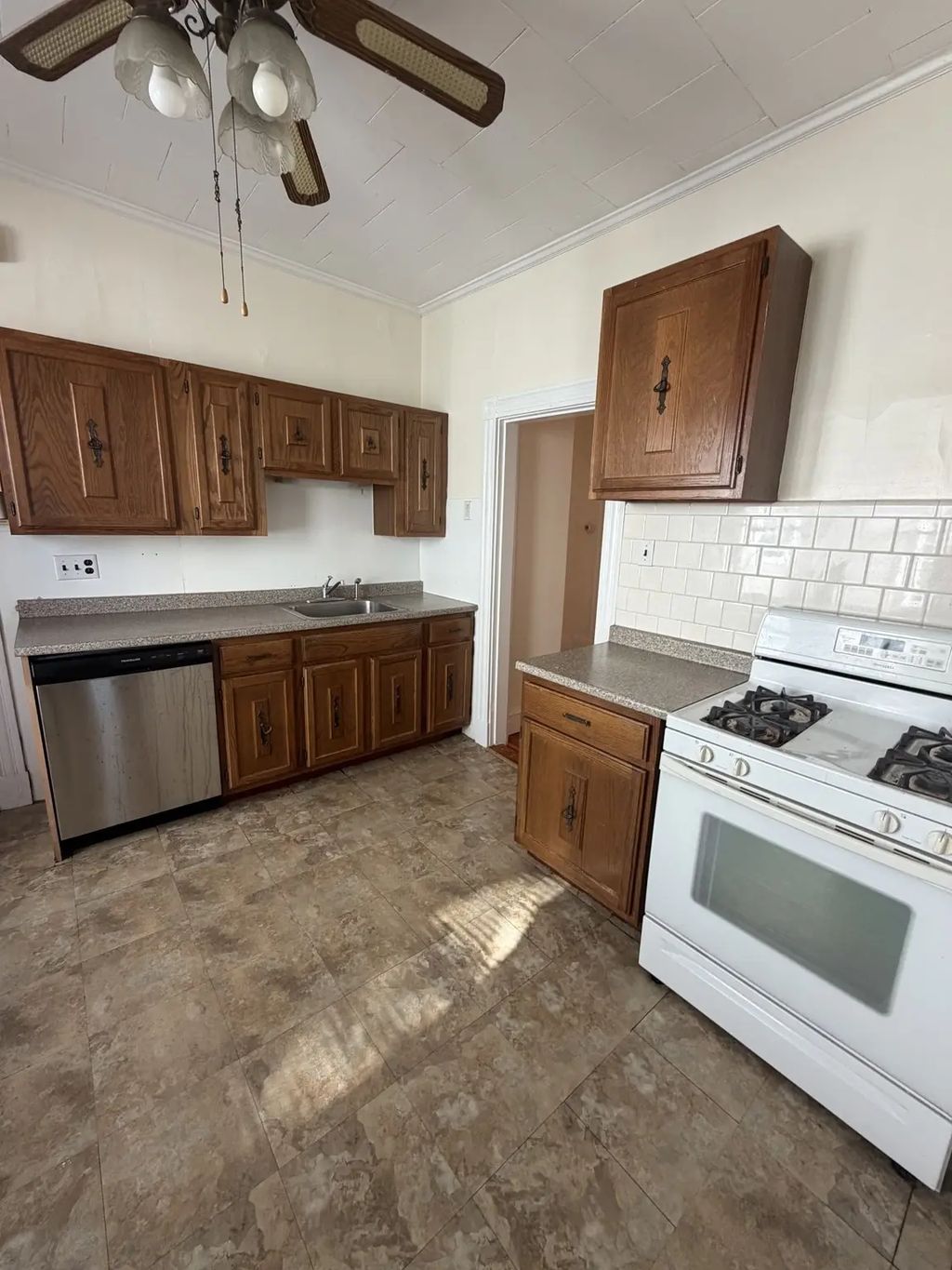 187 Powderhouse Blvd #2, Somerville