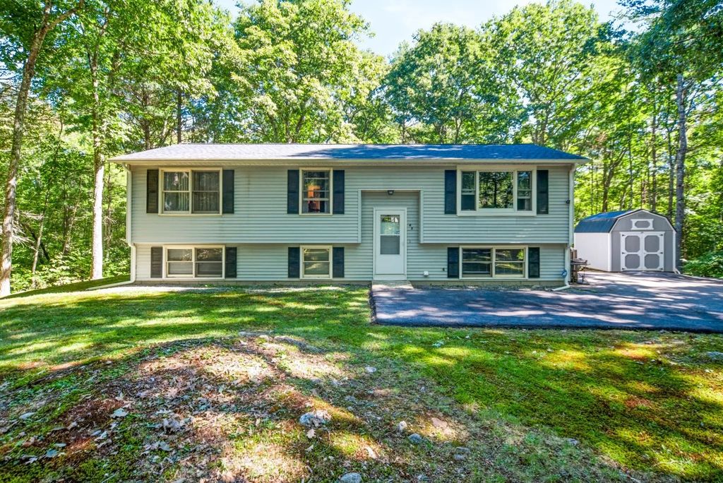 45 Pleasantdale Rd, Rutland