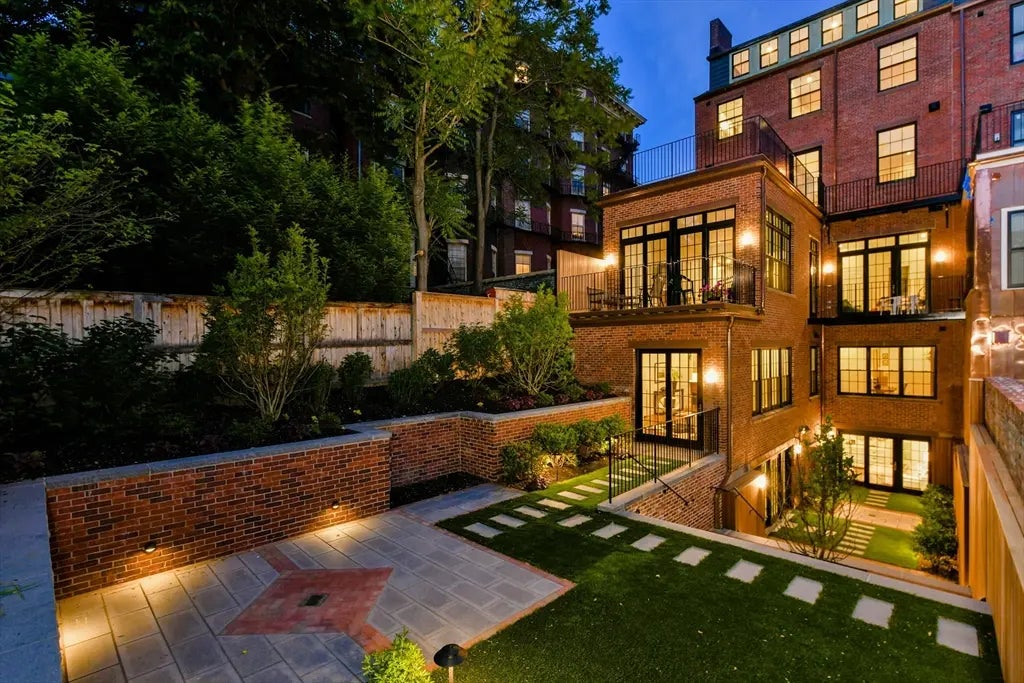 5 Joy Street ##1, Boston