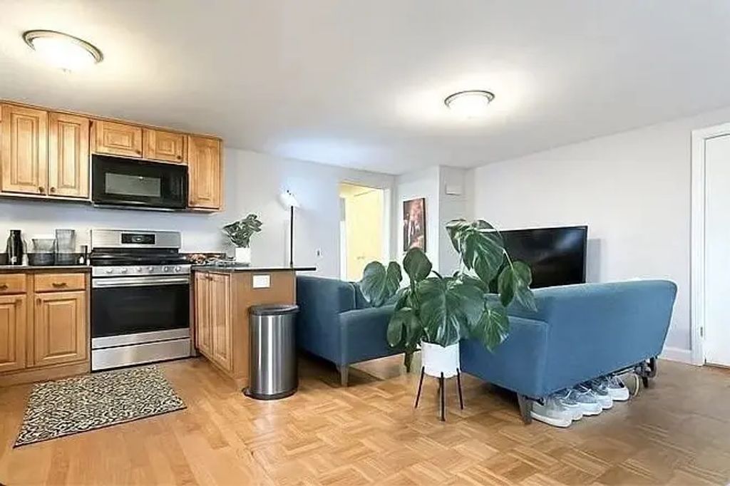 10 Avon Street #17, Somerville