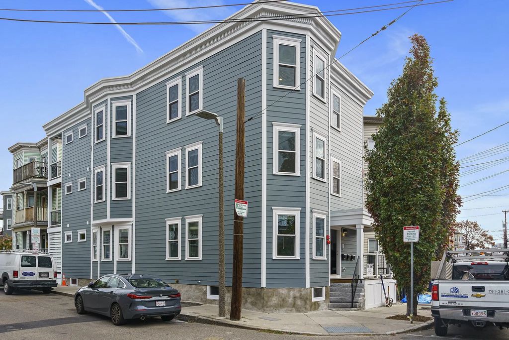 26 Crescent Ave, Boston