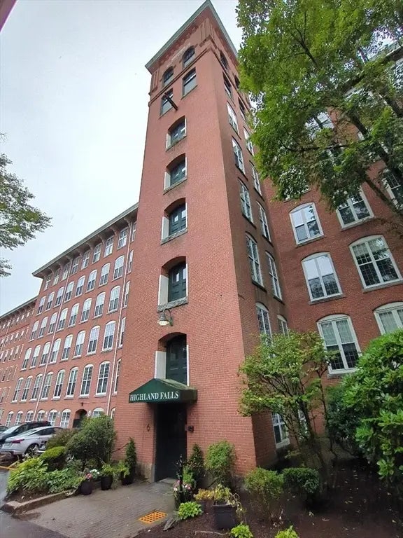 2 School #311, Lincoln