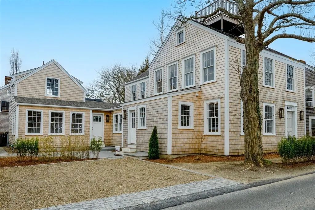 10 York, Nantucket