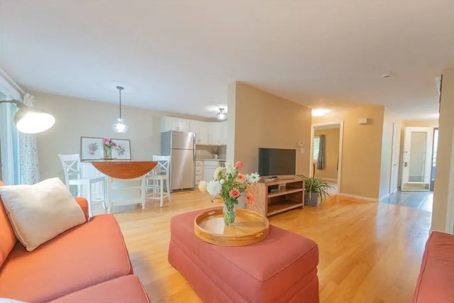 277 Meeting House Path #277, Ashland