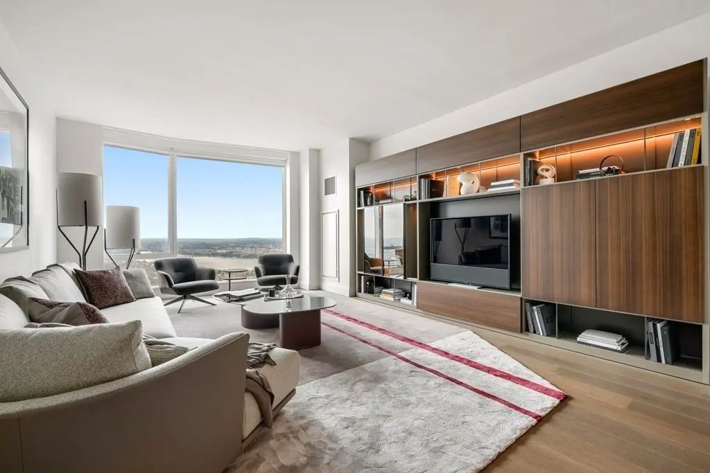 240 Devonshire Street #3702, Boston