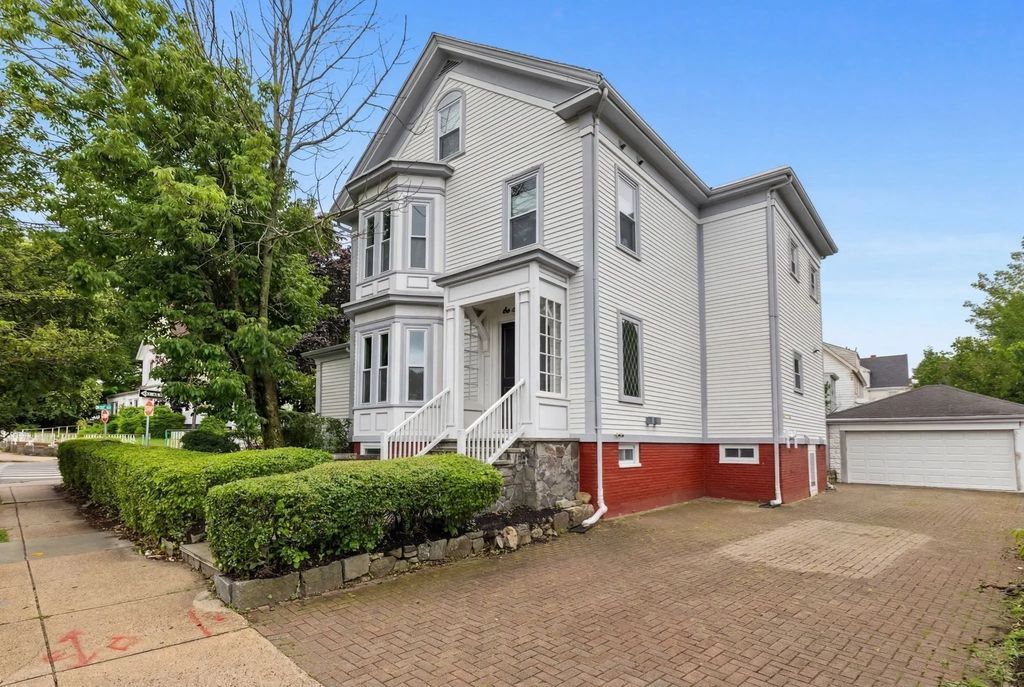 179 Main St #1, Medford