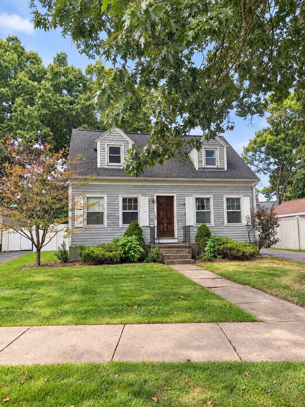 142 Morton St, West Springfield