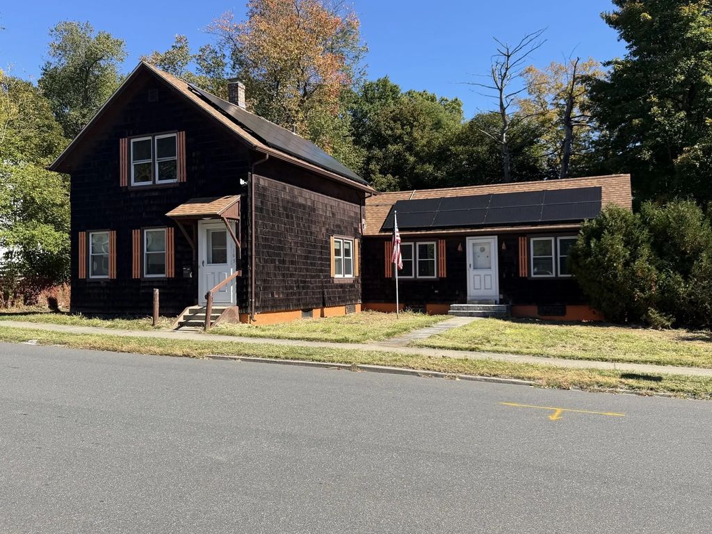 165 Chapman St, Greenfield