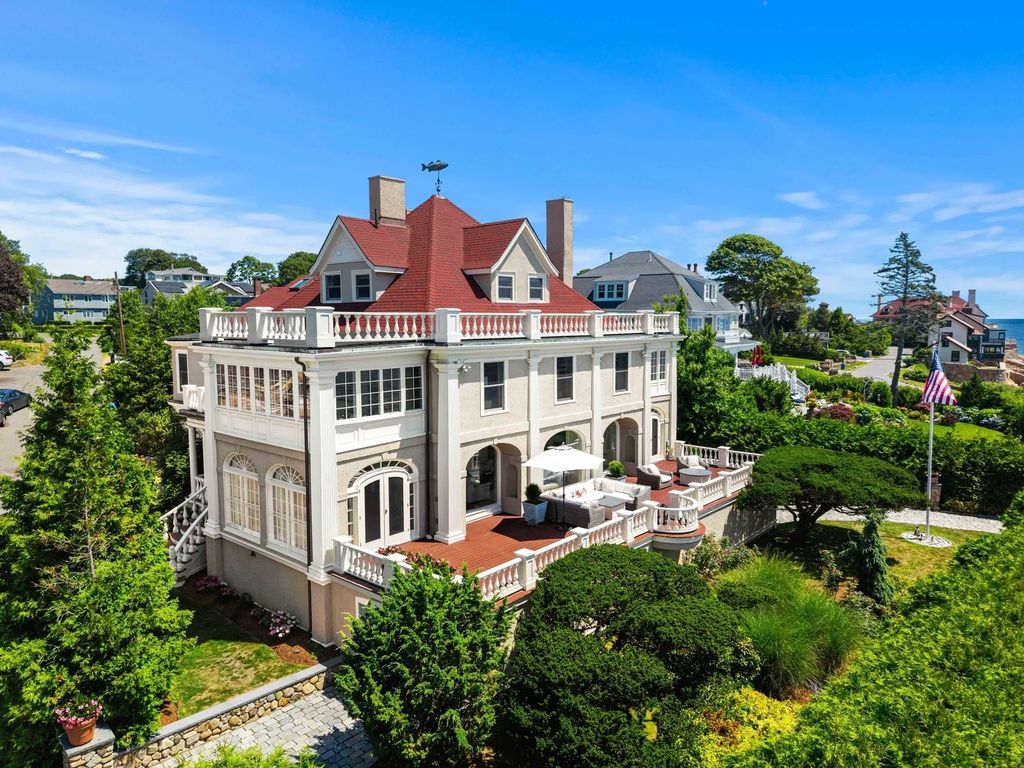 31 Shore Rd., Gloucester