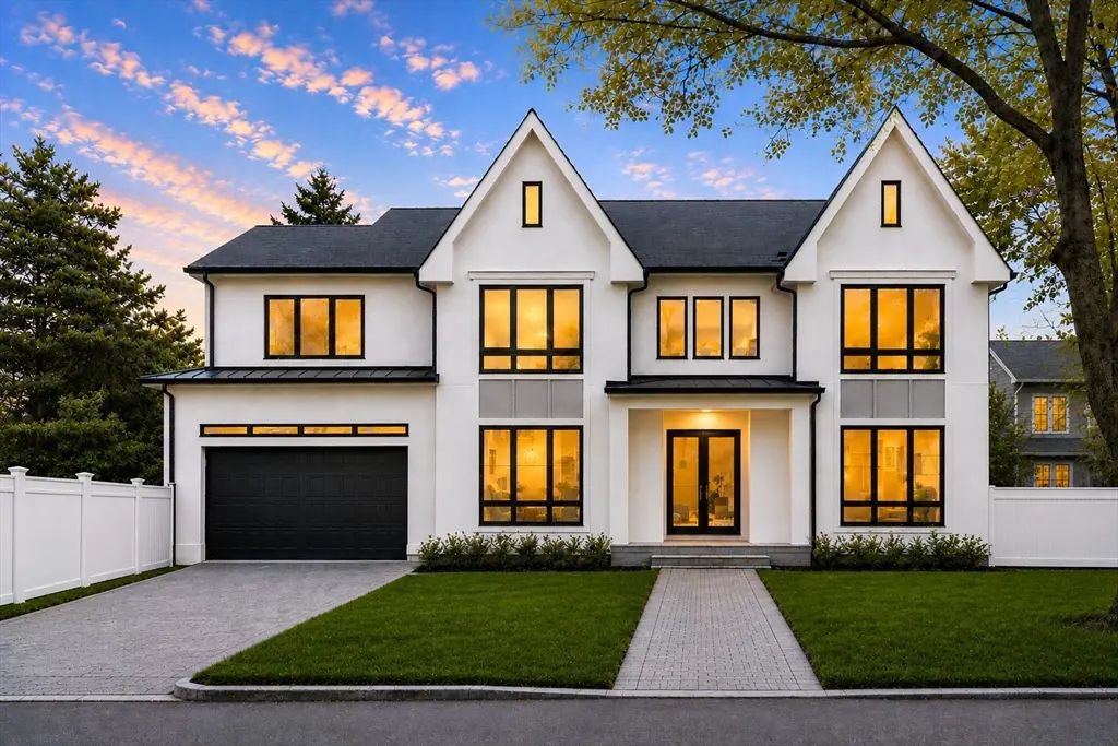 544 Saw Mill Brook Parkway, Newton