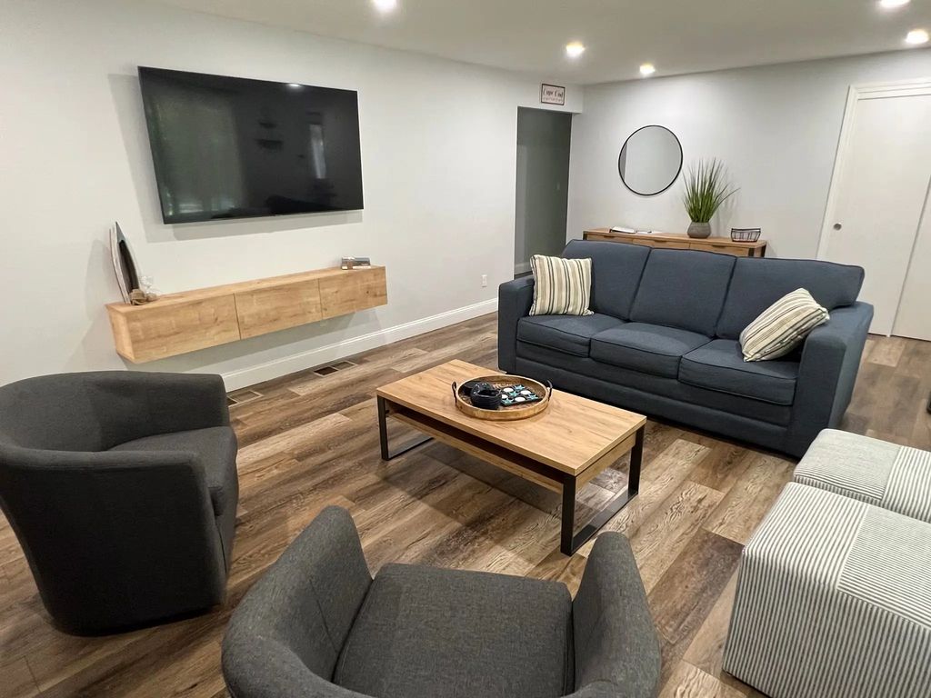28 Sterling Rd #1, Barnstable