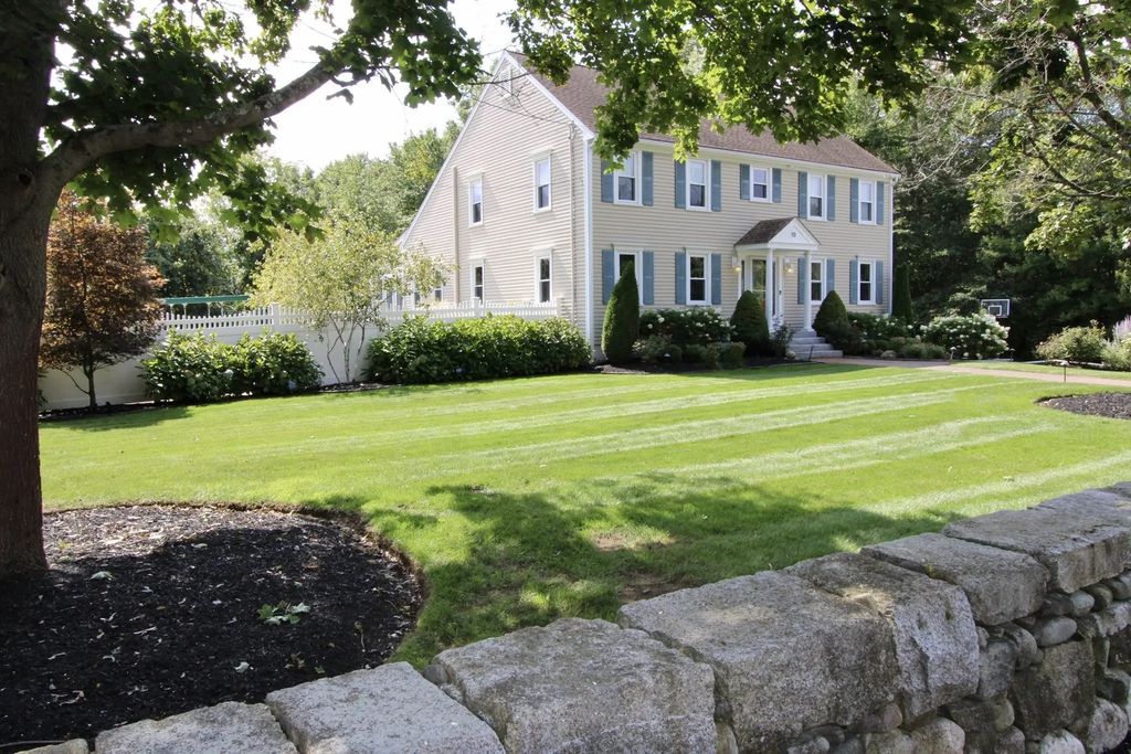 10 Stoneybrook Drive, Bridgewater