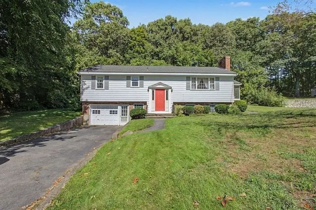 11 Federal Street, Blackstone