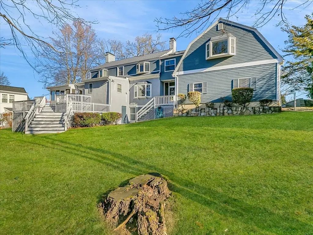 243 Upland Ave, Newton