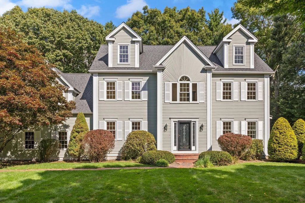 20 Boyden Rd, Wrentham