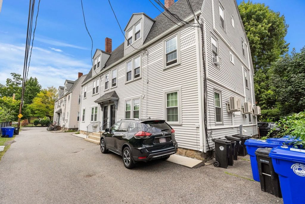3 High Street Pl, Brookline