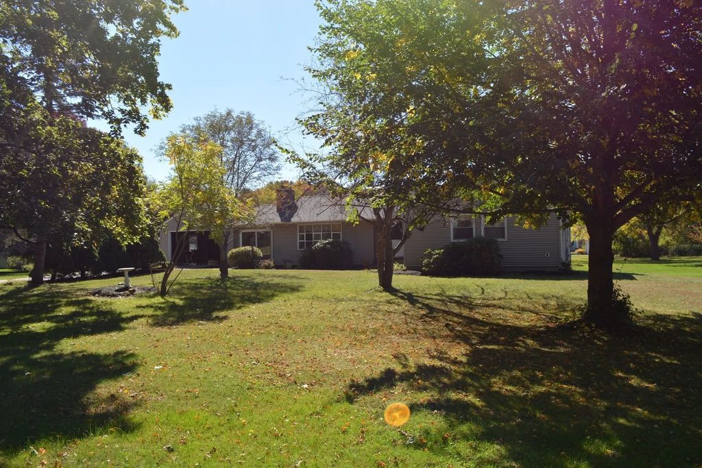 24 Elm St, Franklin